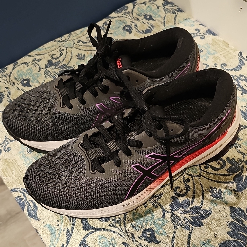 ASICS Women's Black and Pink Running Shoes